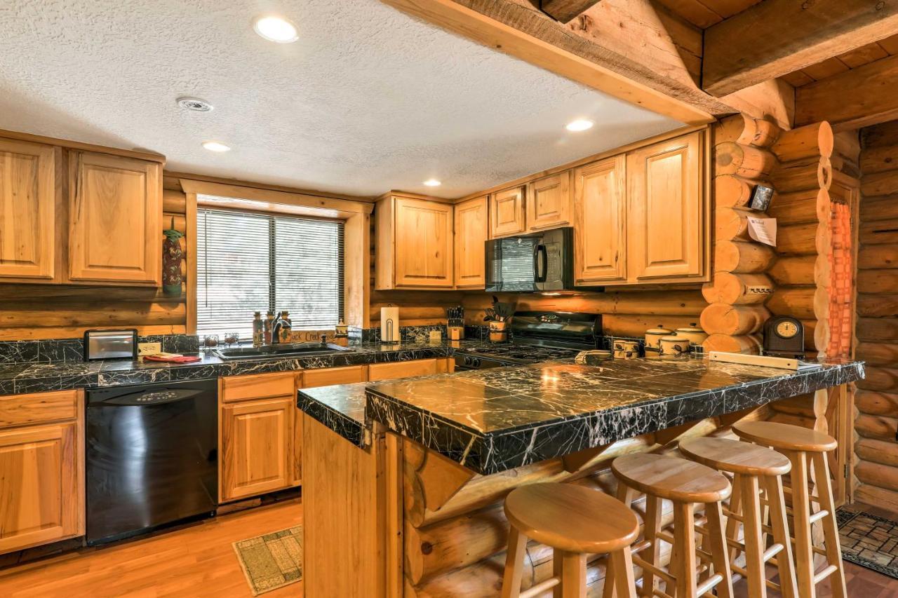 Cozy Utah Cabin With Deck And Fire Pit! Duck Creek Village Buitenkant foto